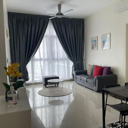 Ioi Conezion Iman'S Home With Pool View Unit Putrajaya Esterno foto