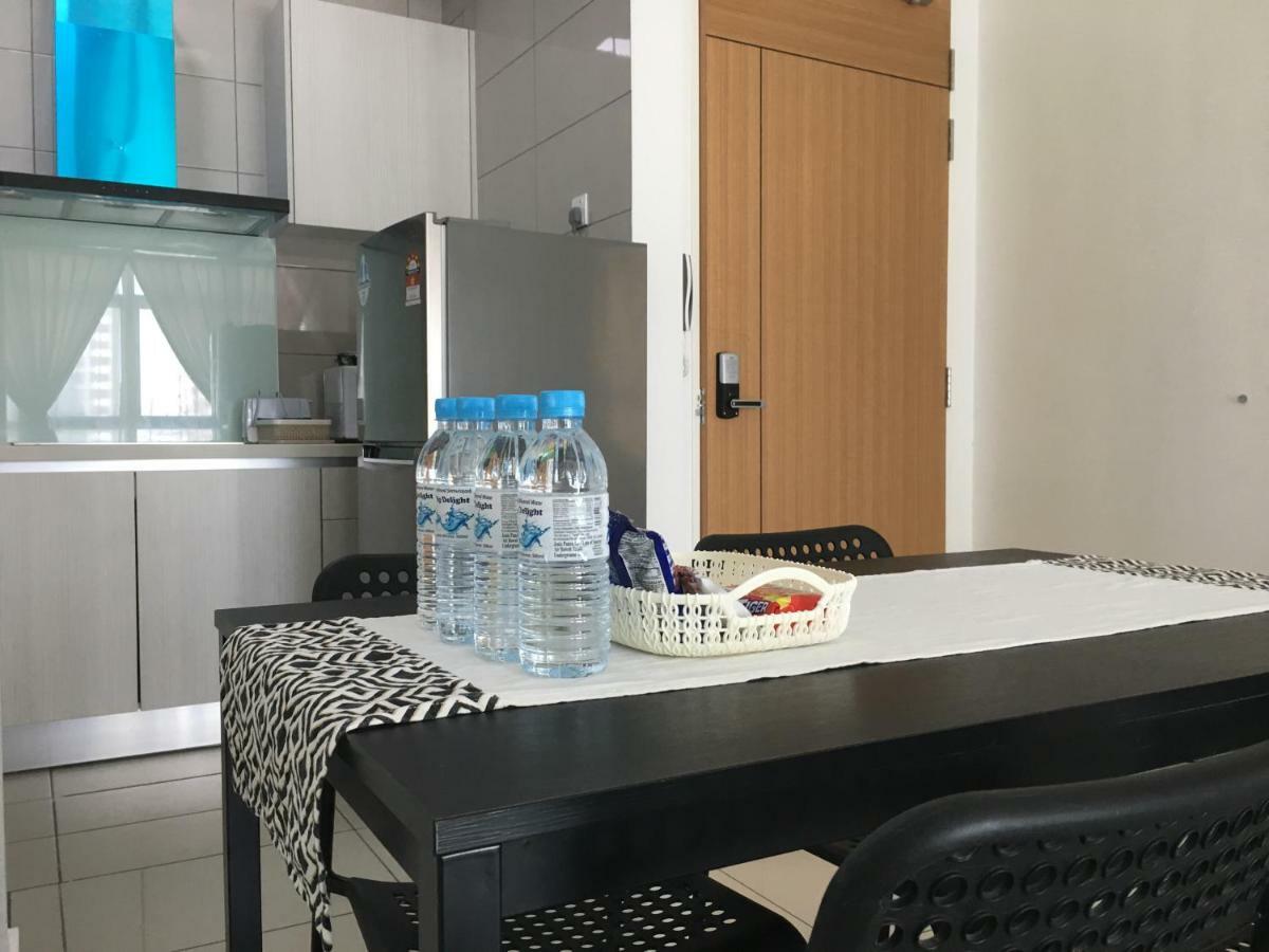 Ioi Conezion Iman'S Home With Pool View Unit Putrajaya Esterno foto