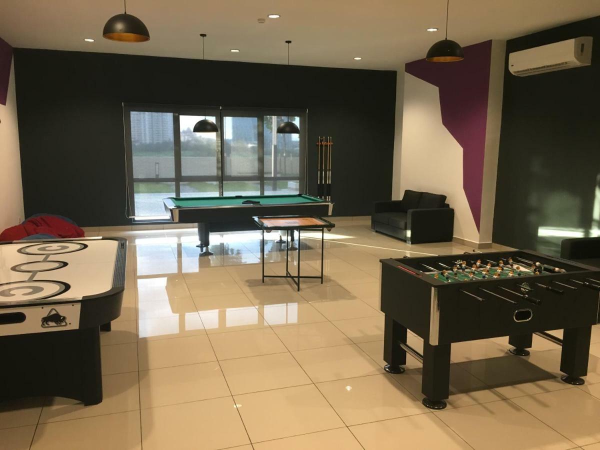 Ioi Conezion Iman'S Home With Pool View Unit Putrajaya Esterno foto